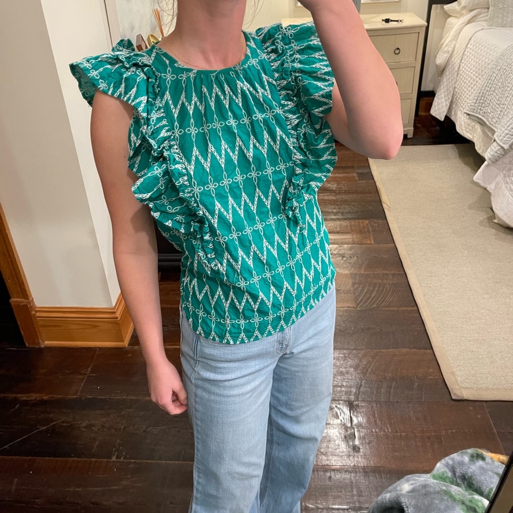 Universal Threads Green Embroidered Ruffle Top - Picture 2 of 2
